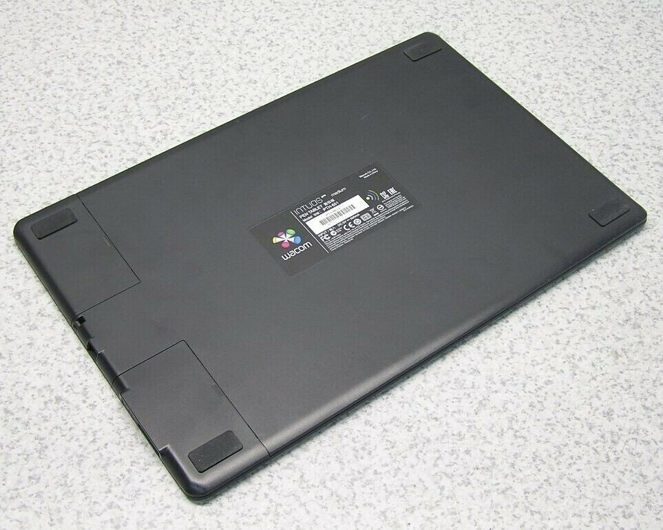 Wacom Intuos Pro Medium (PTH-651/K) 本体 Wacom PTH651 Black Intuos Pro Medium Pen and Touch Tablet | eBay