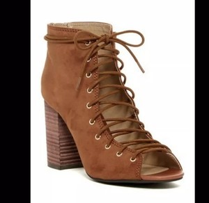 chinese laundry lace up booties