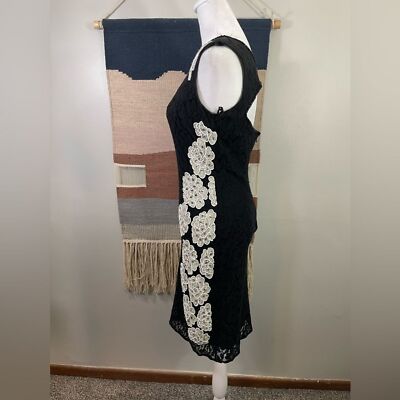 Frank Lyman Designs Black Lace Embroidered Sequined Cocktail Dress Cutout  Beaded