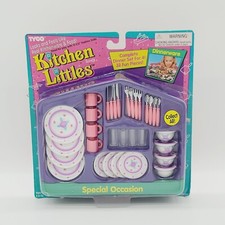 NEW Tyco Kitchen Littles Purple Flower Print Dinnerware Dish Set Vintage 1995