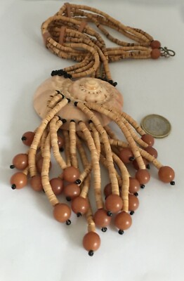 Collier Multi-rang / Pectoral Années 2000 - Perles Coquillage, Bois, Verre - Multicolore