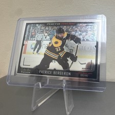 Upper Deck 2021-22 O-Pee-Chee Platinum Photo Driven PD-1 Bergeron Bruins