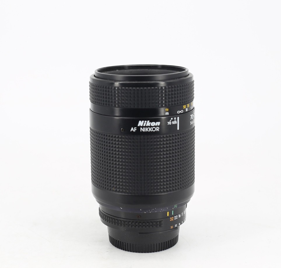 NIKON 70 - 210mm F4.0-5.6 USATO