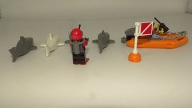 LEGO City 60095 Deep Sea Exploration Vessel Missing 1 Shark Face Rest Complete