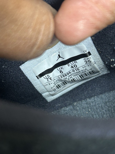 Size 7y- Nike Air Jordan 11 Retro Low Barons Black/Mettalic Silver-White 1199 - Bild 5 von 7