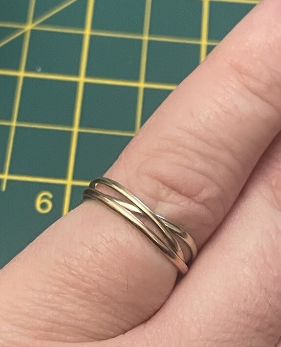 Vintage 9ct 375 Gold Tri Colour Triple / Russian Wedding Ring Band Size