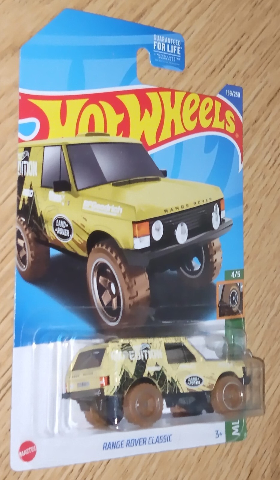 2022 HW Range Rover Classic 159/250 Mud Studs 4/5 HCX52 Damaged Card