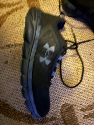 Size 8.5 - Under Armour Charged Assert 8.5 Black