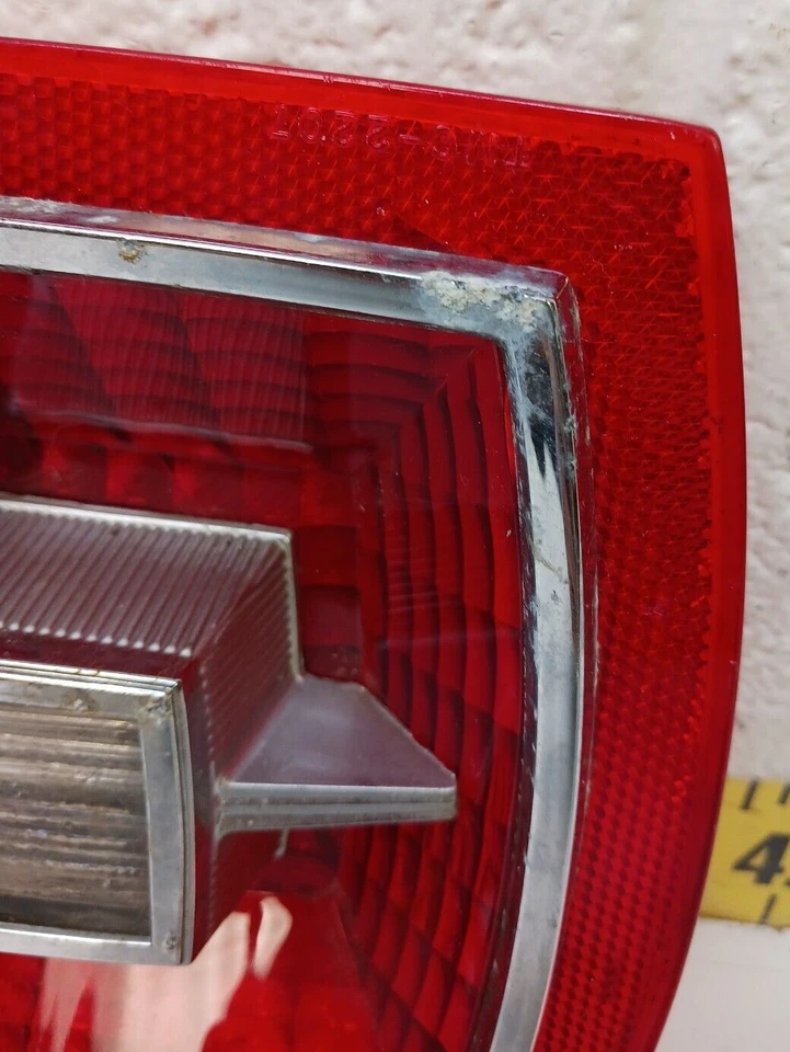 Juego de luces traseras personalizadas izquierda+derecha Ford Galaxie 1966 (861) OEM usadas Foto 3 de 4