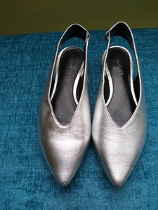 silver flat slingback shoes