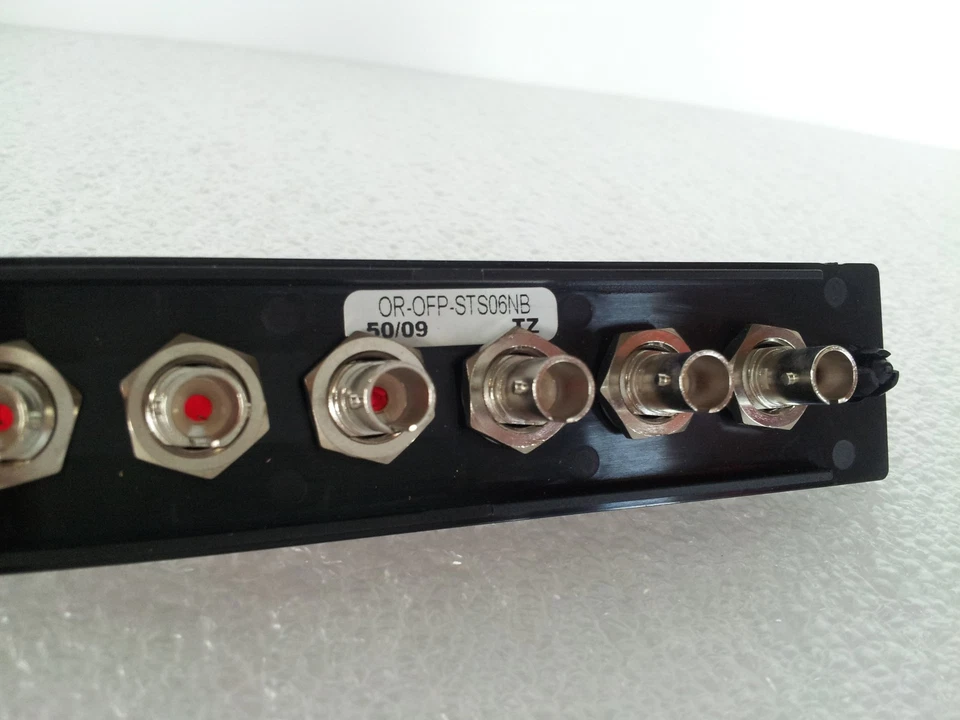 ORTRONICS OR-OFP-STSO6NB / 6-ST multimode adapters w/phosphor bronze sleeves - Image 4 of 4