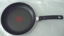 Blue T-Fal "Optimal Technology" 10' inch Non-Stick Fry Pan ~ *SOLD AS IS*
