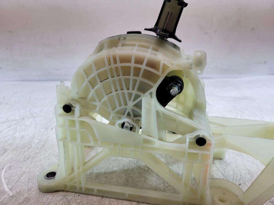 Palanca de cambios automática Mazda CX-5 2013 2014 2015 2016 KD31-46-100F Foto 4 de 4