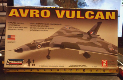 Avro Vulcan British high altitude strategic bomber 1:100 scale FREE SHIPPING