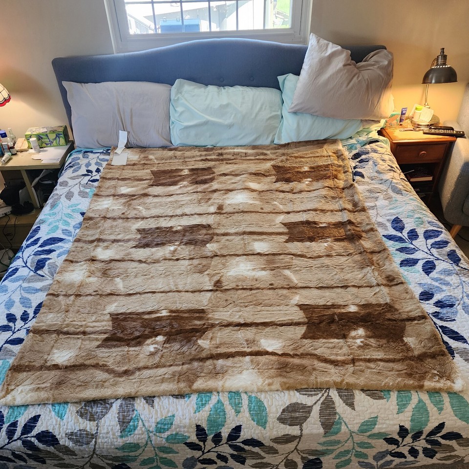 Dennis Basso Home Oversize Throw Blanket Tan & Brown Faux Fur 68" x 56