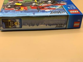 Lego City 7942 OFF ROAD FIRE RESCUE Set of 130 Building Block Pieces