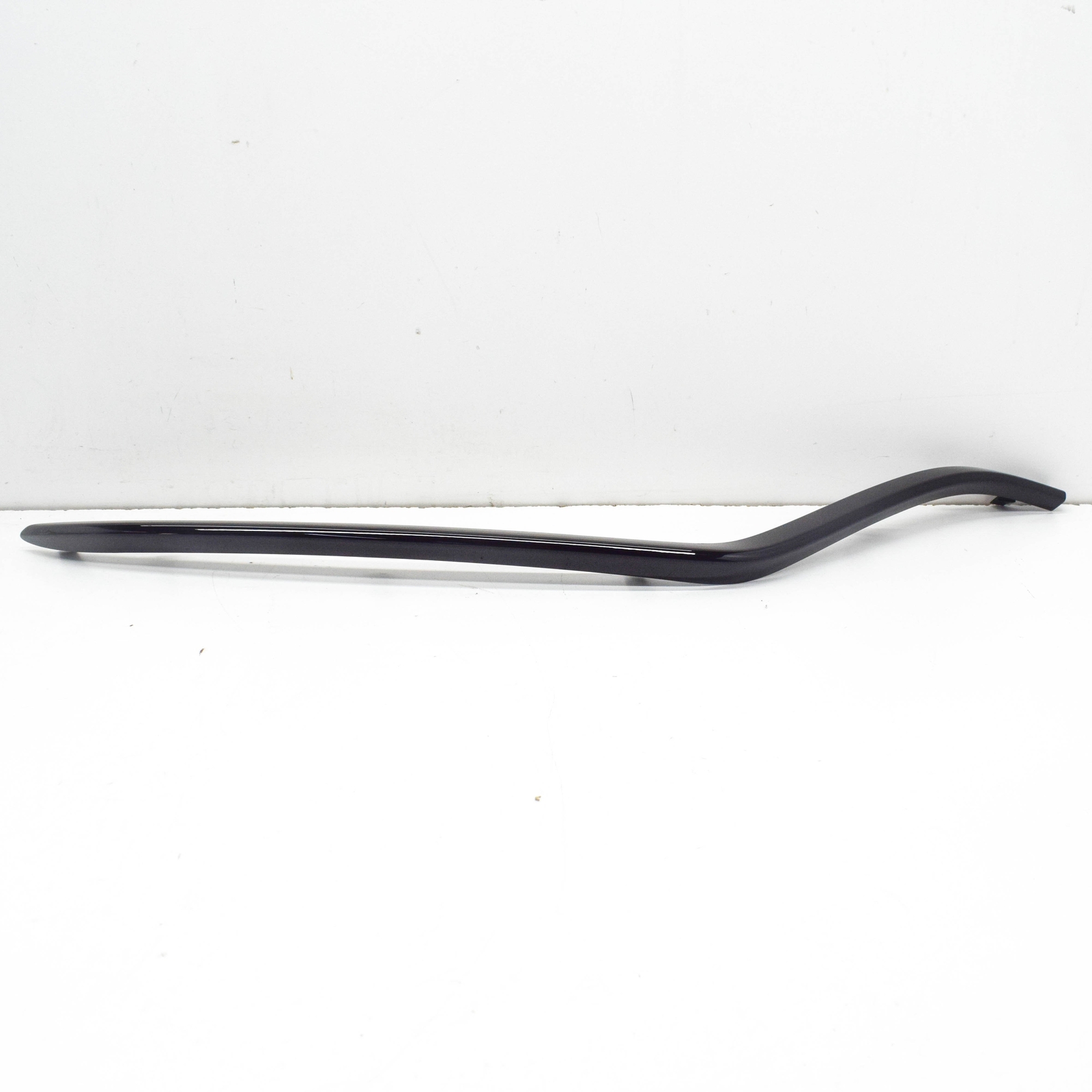 MB C-CLASS W205 Front Bumper Right Molding Trim A2058852374 2016
