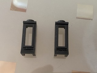 2x LEGO Eisenbahn 12V Fenster 1x1x2 schwarz 29c top Zustand aus Set 7730 7750