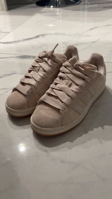 Light pink Adidas Campus - Barely Worn- Size 7.5
