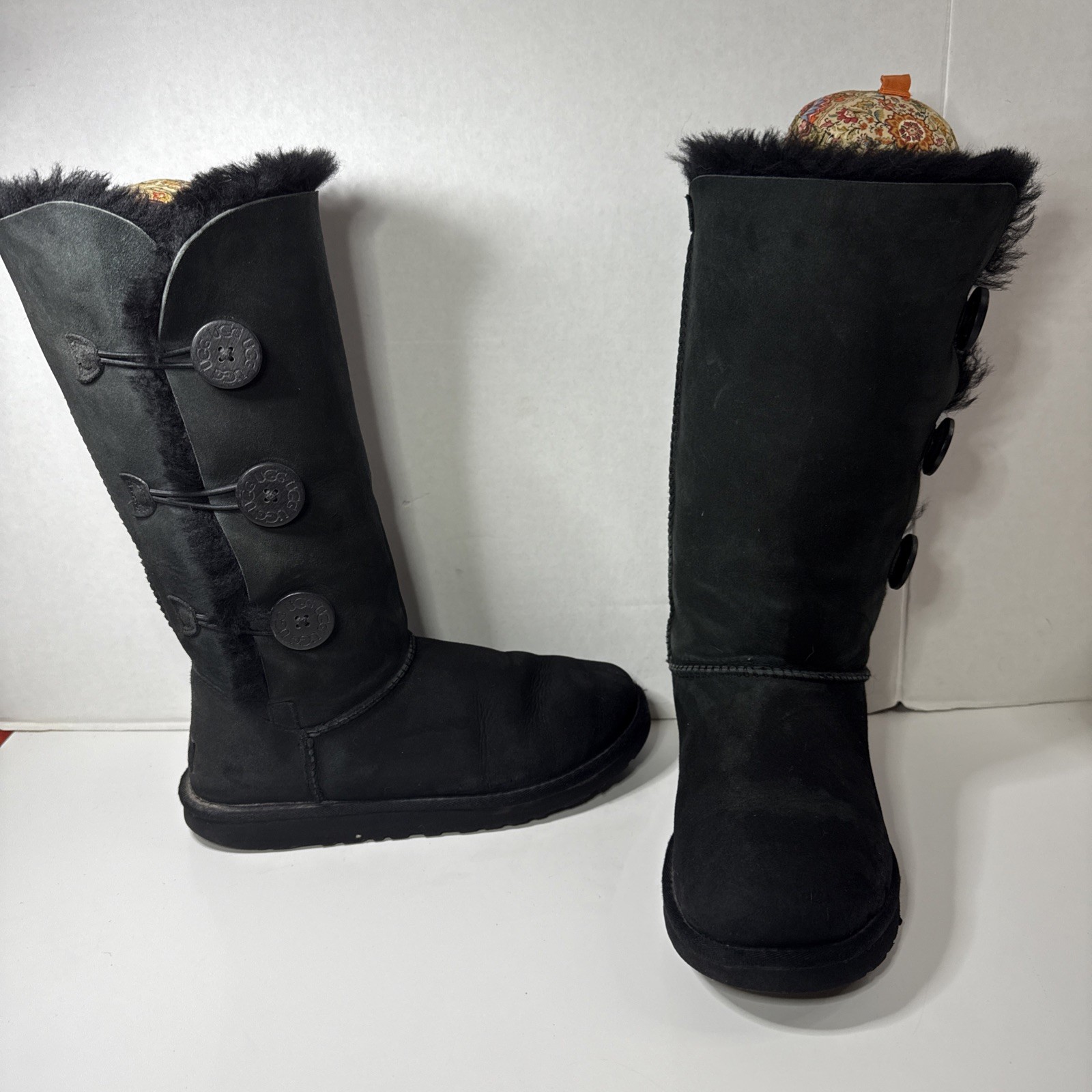 UGG Bailey Button TALL THREE BUTTON WRAPS BOOTS B… - image 1
