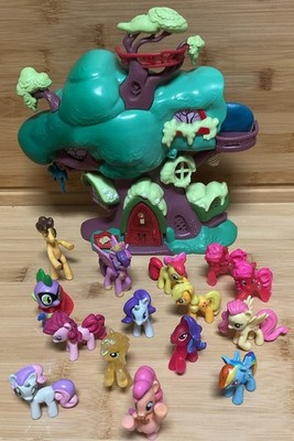 Mixed Lot 15 My Little Pony 2” mini figures Plus Golden Oak