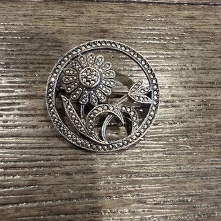 Sterling Silver Brooch Daisy Flower Marcasite Cut Out Pin Round Signed