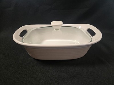 Corningware Etch Stoneware 2.5 Quart Casserole Dish with Lid Two Tone Beige