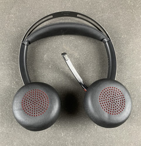 Plantronics Poly Voyager Focus 2 UC Headset mit ANC - 1x Ladestation,Kabel,Etui - Afbeelding 3 van 4