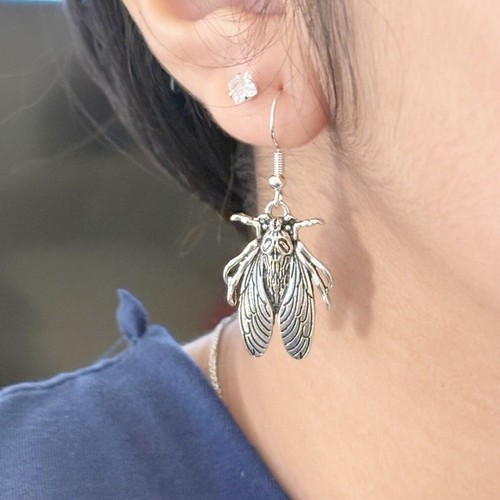 CICADA Metamorphosis Open Wings Earrings, Insect Earrings, Bug Earrings. - Picture 12 of 15