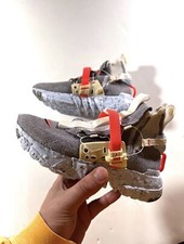 space hippie 03 this is trash on feet