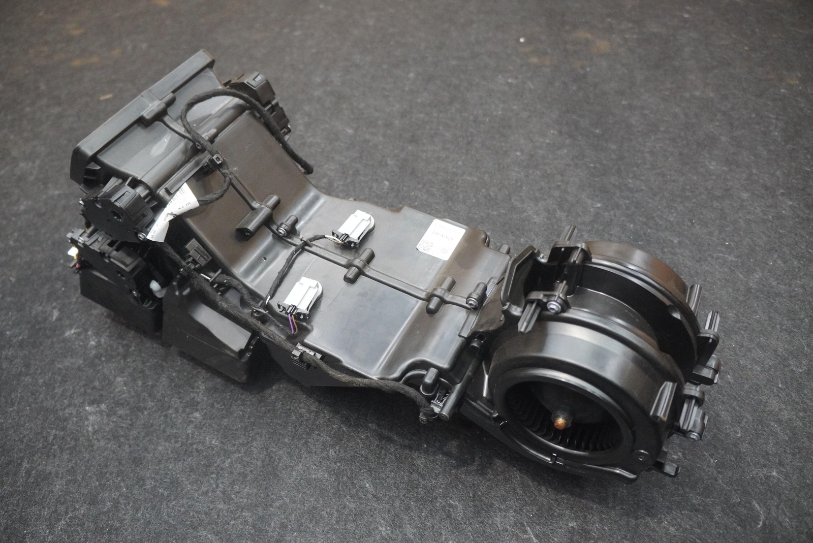 HVAC Blower Motor Fan Housing Box Duct 4M0819351 OEM Lamborghini Urus 2019 *Note
