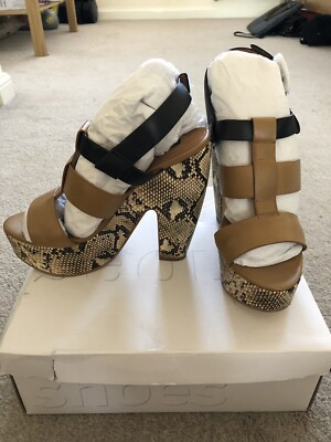 BNIB Topshop Platform Flatform Stone And Black Snake Print Shoes