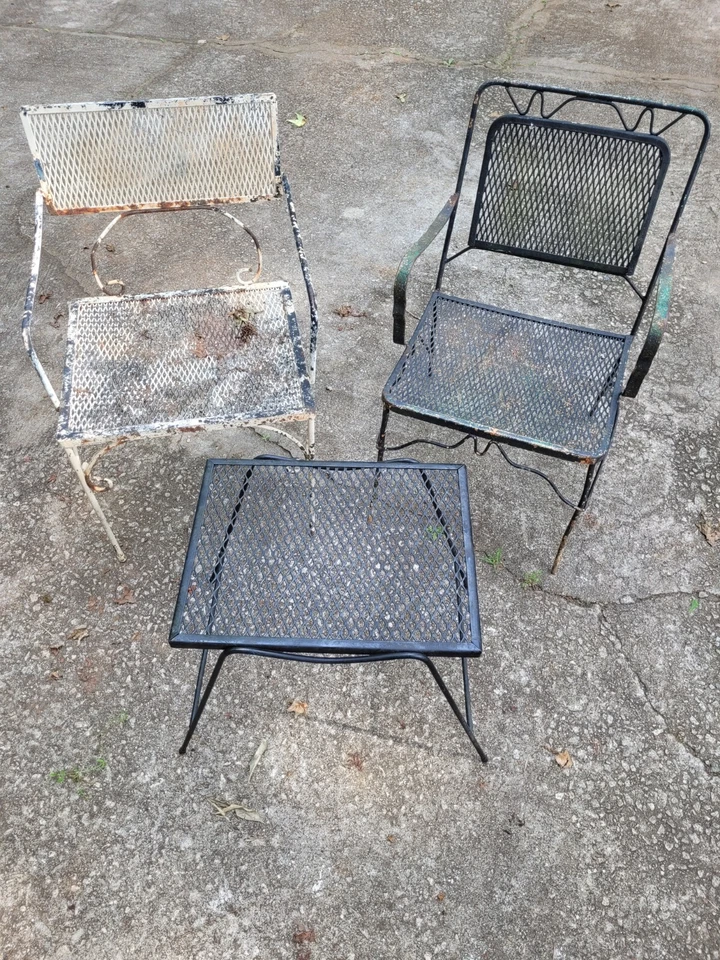 Juego de sillas de mesa de patio antiguas vintage de 3 piezas multicolores blancas y negras Foto 2 de 4