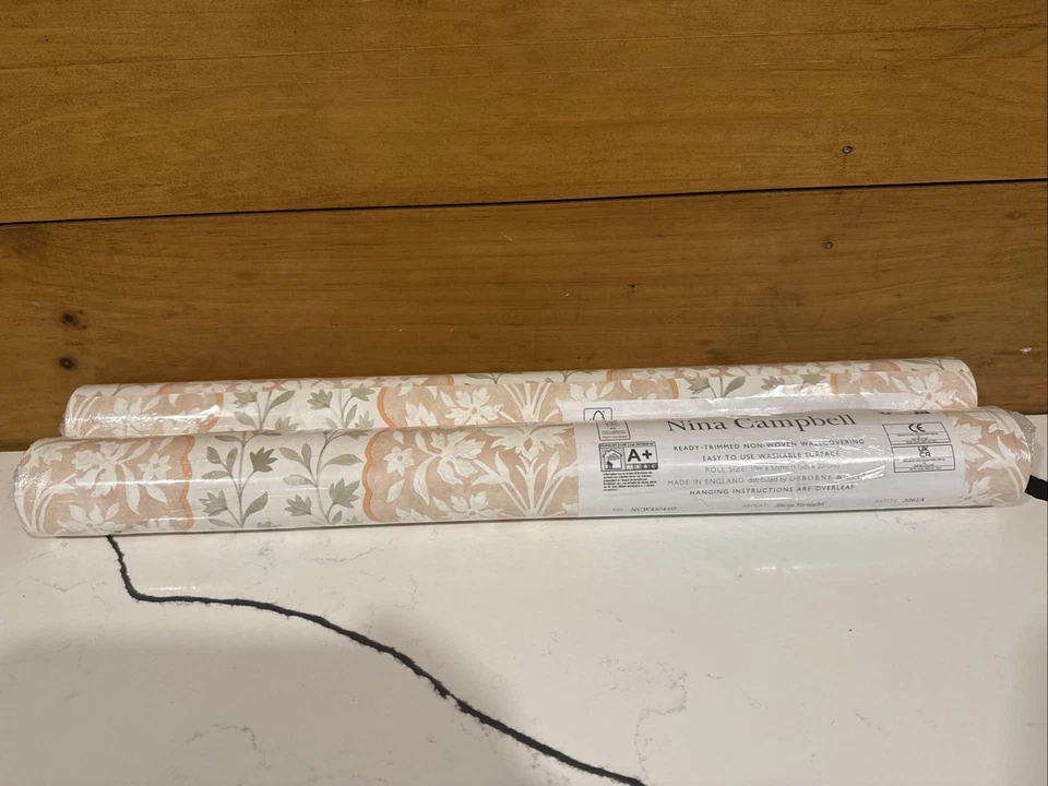 Nina Campbell Wallpaper: Marguerite NCW4304-03 (22 Yards) - Image 2 of 3