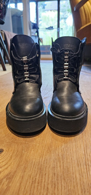 Coole Boots mit Schnürung  Plateausohle Steven New York Damen Gr42 