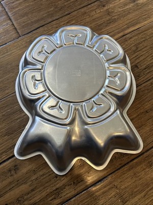 1979 Wilton  Blue Ribbon Cake Pan 502-2286 ~ Korea ~ Vintage