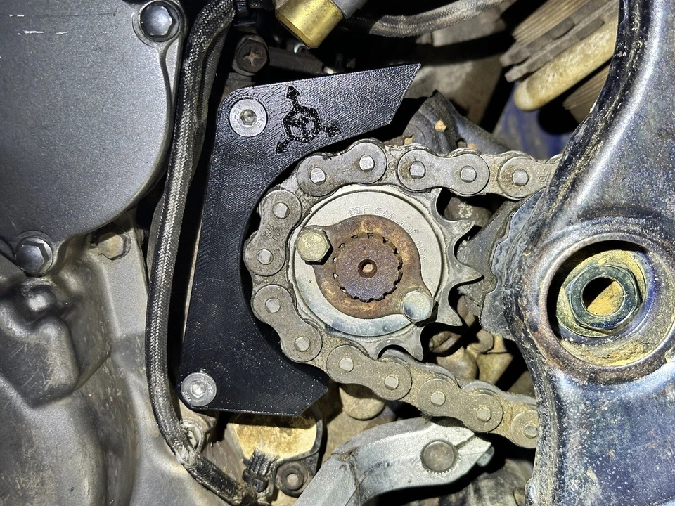 Suzuki LTR 450 2006-2009 Quadracer 14 dientes poli nailon estuche protector de cadena Foto 2 de 4