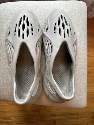 Yeezy Foam RNNR Stone Sage Size 13 | eBay