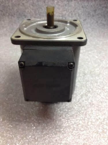 Oriental Motor 5RK-40GN-AT Reversible Motor - image 4 of 4