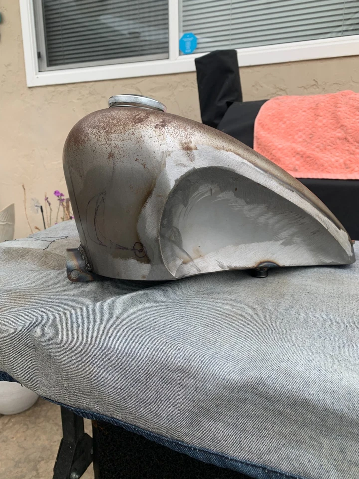 Tanque de gasolina de cacahuete Paughco Frisco plato Foto 3 de 4