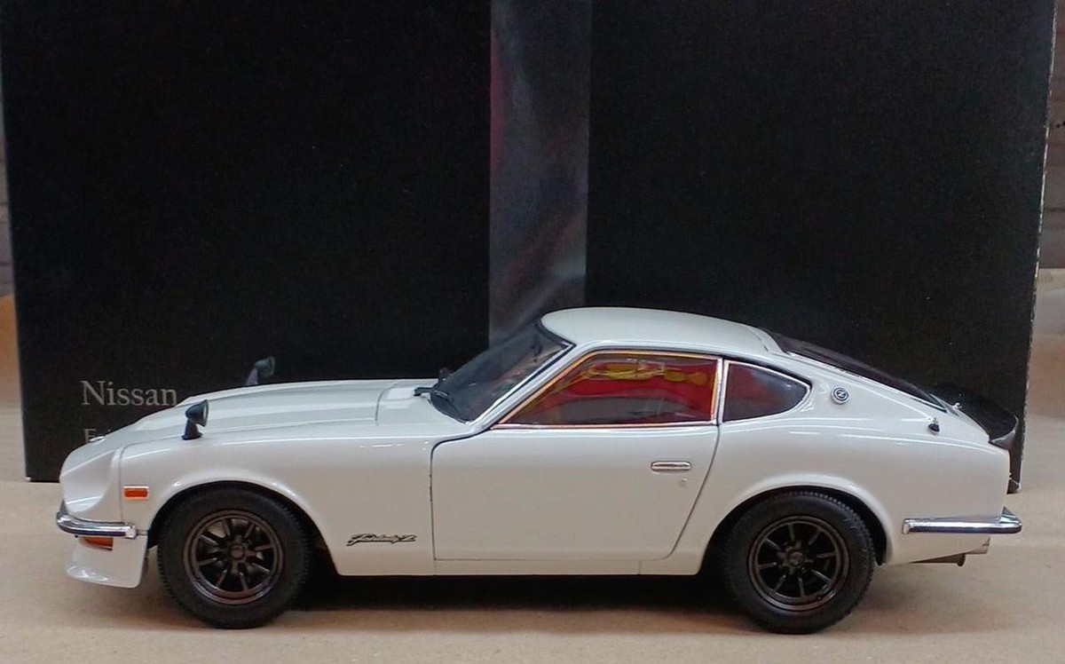 ミニカー KYOSHO Nissan Fairlady Z-L (S30) 1970 Kyosho 1970 S30 Nissan Fairlady Z 1/18 | eBay