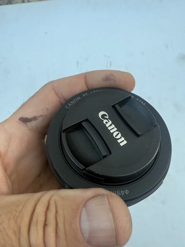 正品佳能 EF 50mm 镜头 1:1.8 步进马达镜头 - 黑色 X23 — 第 2/4 张图片