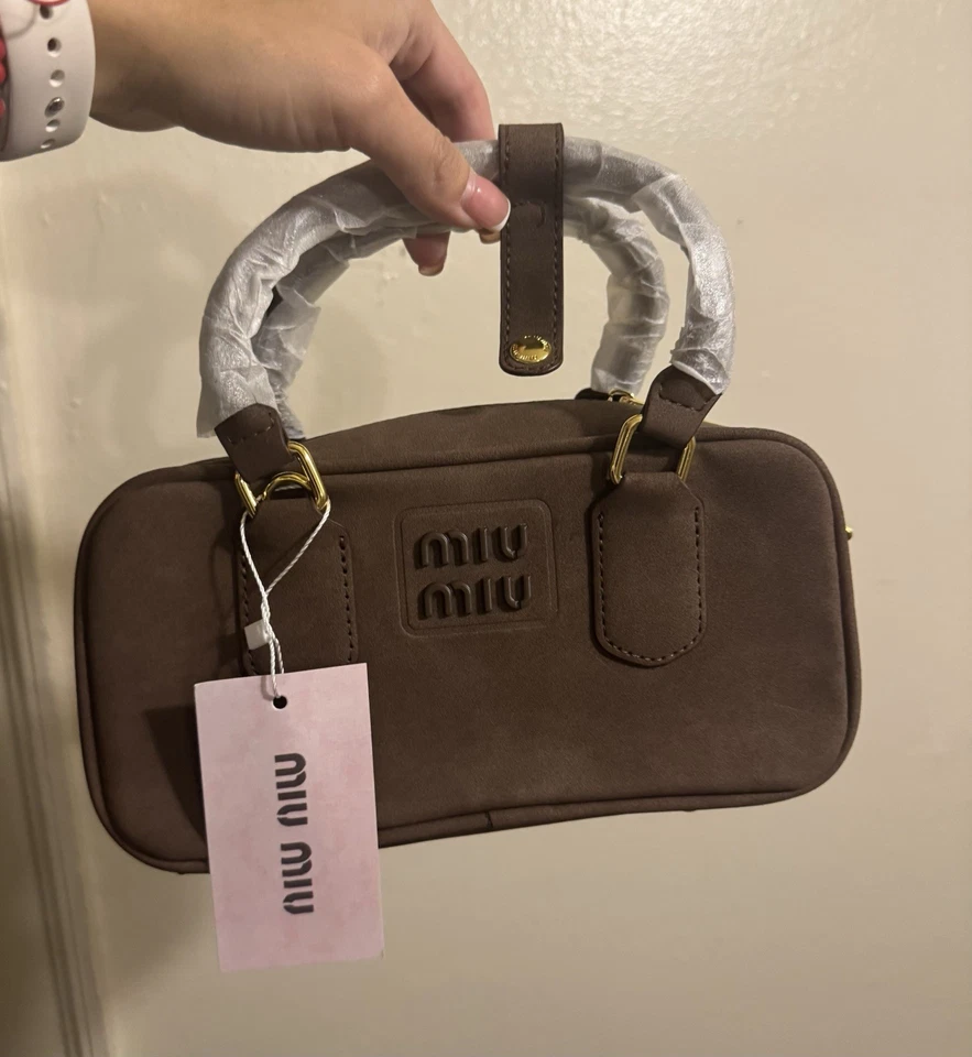 Elegante Bolso Arcadie Acolchado Gamuza-Efecto Asa Superior Foto 4 de 4