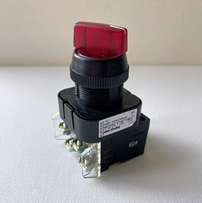 New Allen Bradley 800H-2HRRH2KB6AX 30mm Selector Switch 2-Pos Red FREE SHIPPING