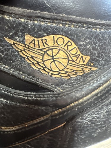 Nike Air Jordan 1 Retro High OG Men Size 10.5 Sneakers City Of Flight Black Gold - Picture 8 of 11