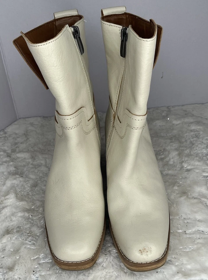 Franco Sarto Mid Calf Smooth Leather Boot Color Putty ( Light Beige) US Size 6M - Image 3 of 4