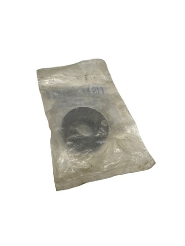 Genuine Volvo 04746309-5 Rubber BL *SALE* - Picture 2 of 2