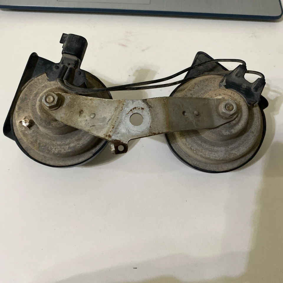 2000 - 2003 年福特 F-150 双 Note 喇叭总成正版原始设备制造商零件 — 第 4/4 张图片