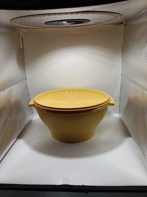 Vintage 1970s Tupperware Servalier Salad Bowl In Harvest Gold W/Salad Tongs