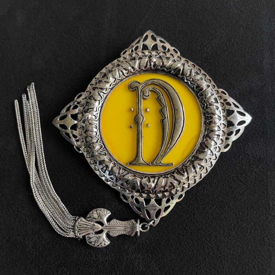 Vintage Monogram D Brooch 1930s Three-Layer Laminate Jewelry Pre-owned